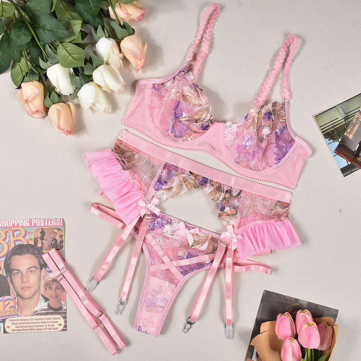 Gonna a pieghe con fodera in nastro ricamato alla moda da donna, set da quattro pezzi con sigillo in vita