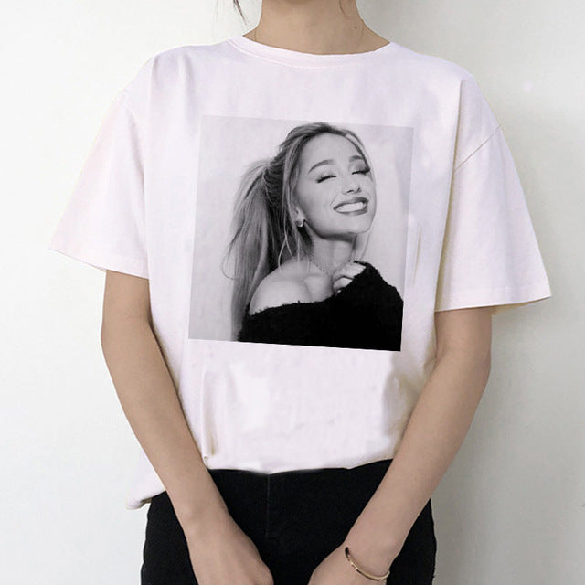 Kurzarm-Print mit amerikanischem Sänger