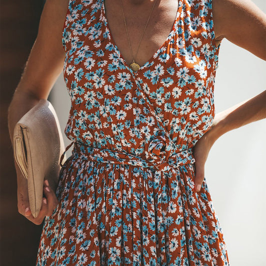 Strandkleid aus Spitze mit Digitaldruck und V-Ausschnitt