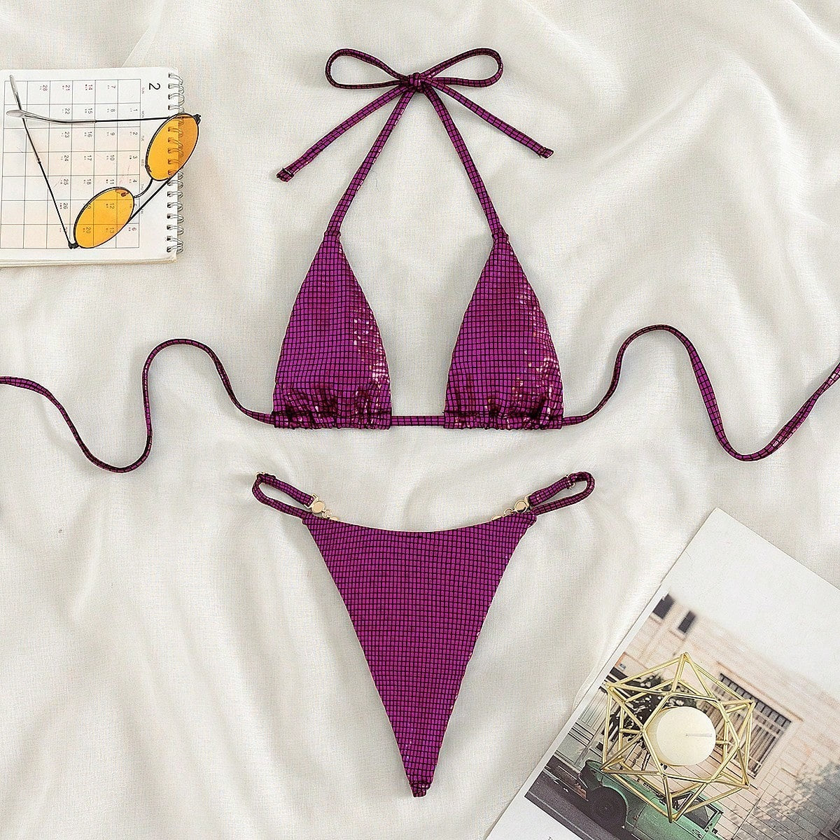 Bikini da donna con spacco posteriore a T in tinta unita