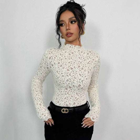 Maglietta aderente in pizzo con collo alto e orecchie in legno da donna