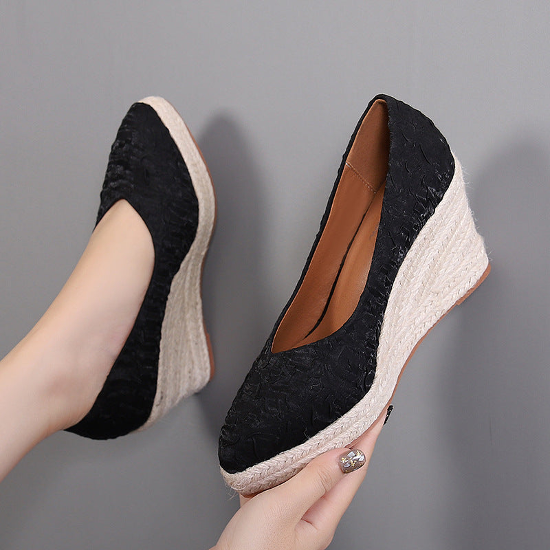 Scarpe da donna alla moda con punta affilata, tacco alto e scollatura bassa, fondo in corda di canapa intrecciata in paglia