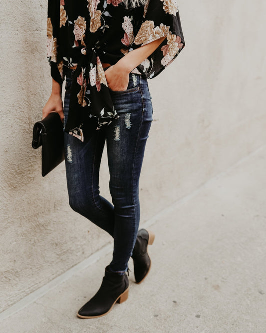 Denim-Jeans mit Rissen