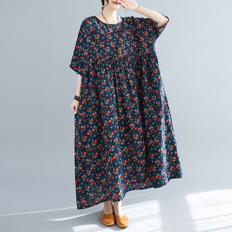 Abito largo e largo a maniche corte con scollo rotondo e scollo a V per le donne