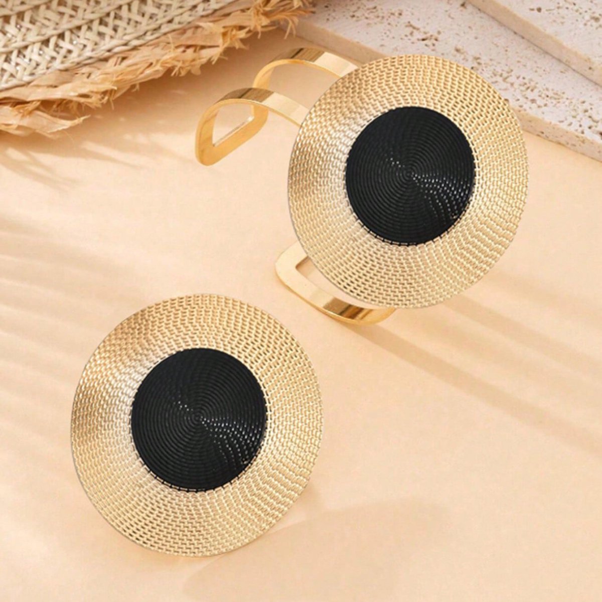 Elegante set di collana e orecchini in onice nero placcato oro 14K