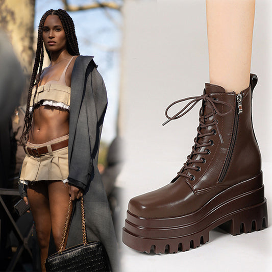 Stivaletti alla caviglia da donna Martin Knight con lacci alla moda