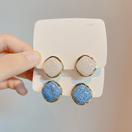 Orecchini a bottone in argento 925