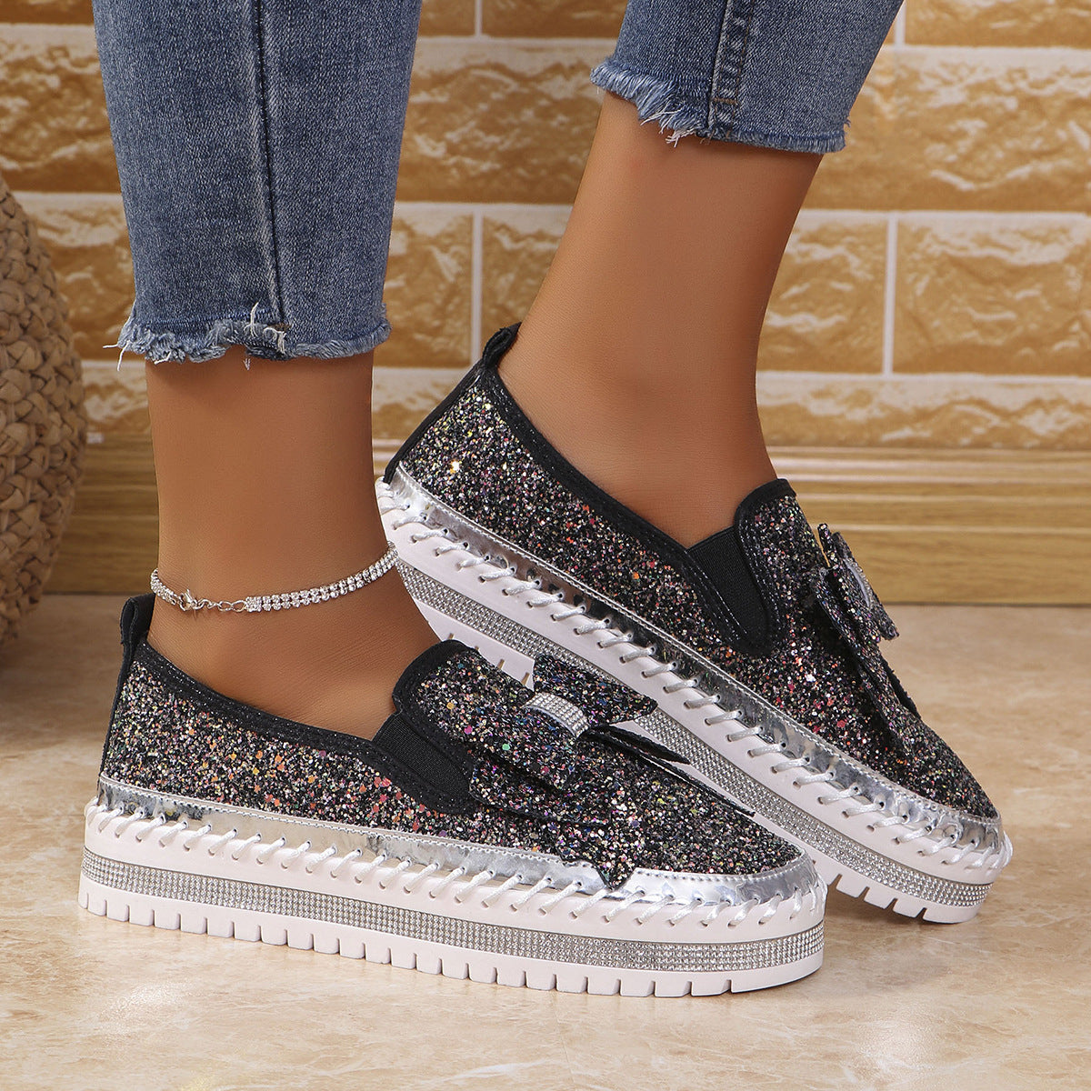 Mocassini con plateau e strass taglie forti da donna