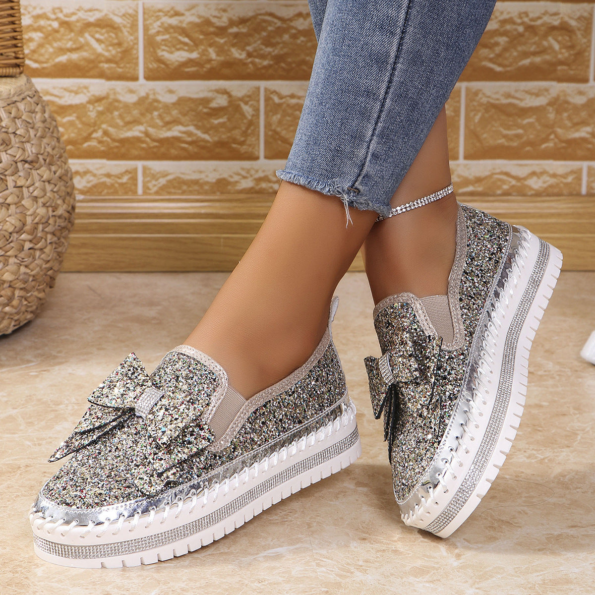 Mocassini con plateau e strass taglie forti da donna