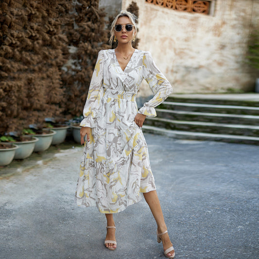 Abito casual con scollo a V da donna alla moda