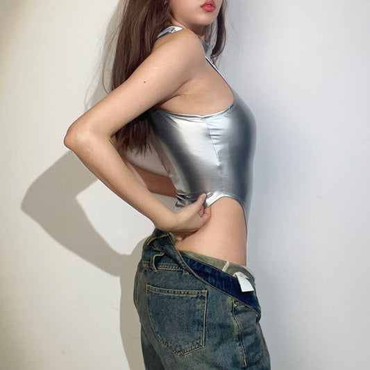 Tuta riflettente senza maniche con scollo tondo alla moda da donna