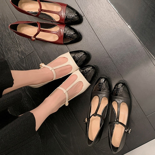 Scarpe Mary Jane con punta tonda e tacco basso da donna, modello Camellia, con tacco spesso