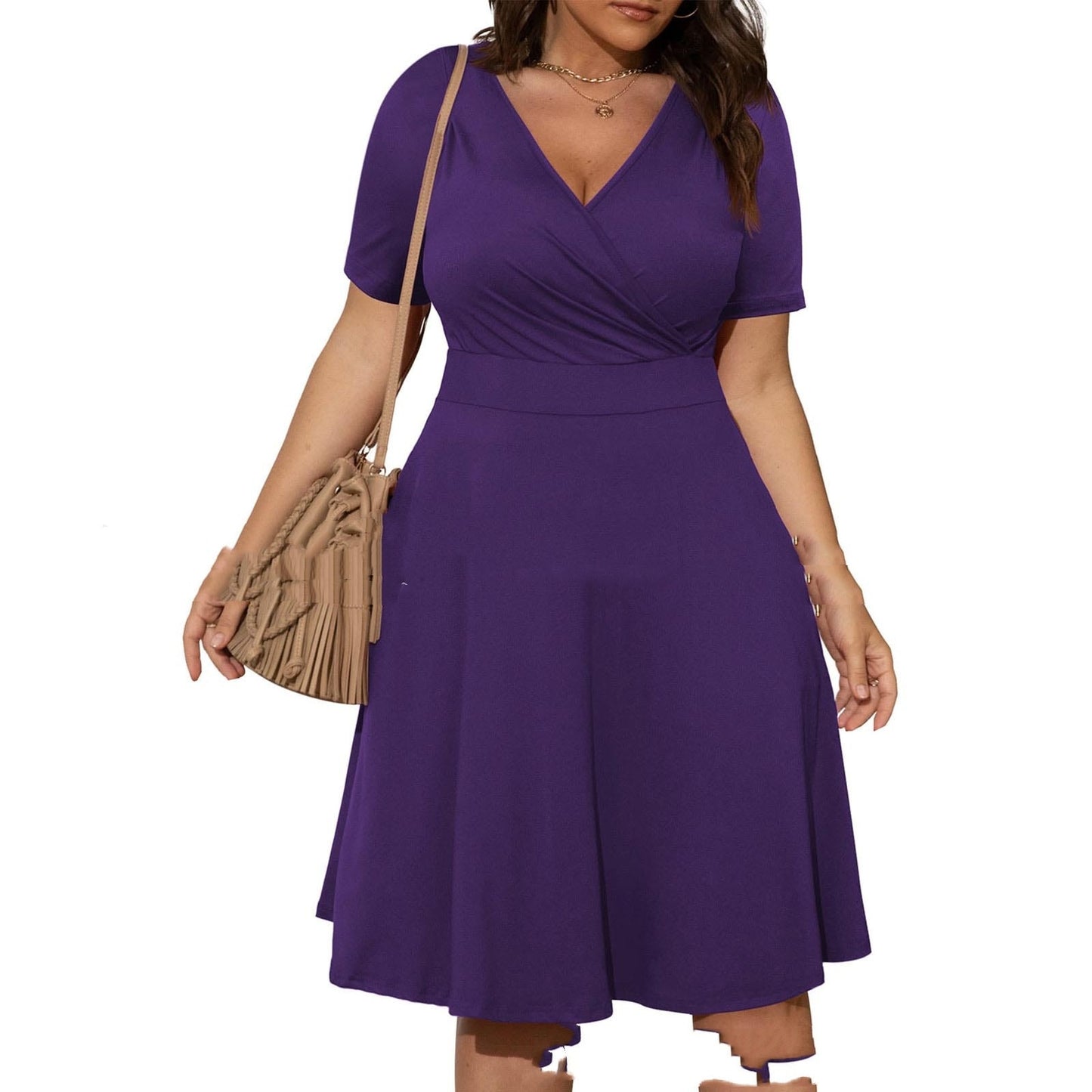Plus Size Solid Color And V-neck Fashion Casual Fat Woman Commuter Short Sleeve