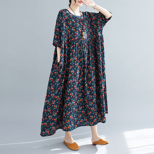 Abito largo e largo a maniche corte con scollo rotondo e scollo a V per le donne