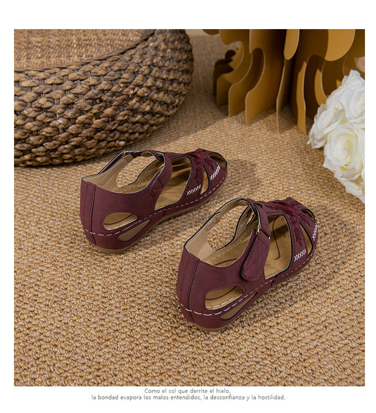 Casual Women's Sandals Stitching Non-slip Light Soft Tendon Bottom Plus Size Retro