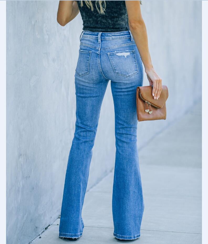 Nuovi pantaloni in denim da donna con buchi strappati e lavati sottili