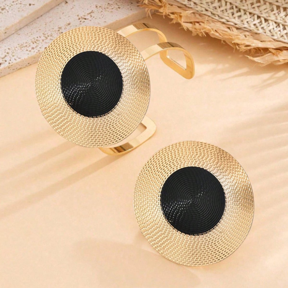 Elegante set di collana e orecchini in onice nero placcato oro 14K