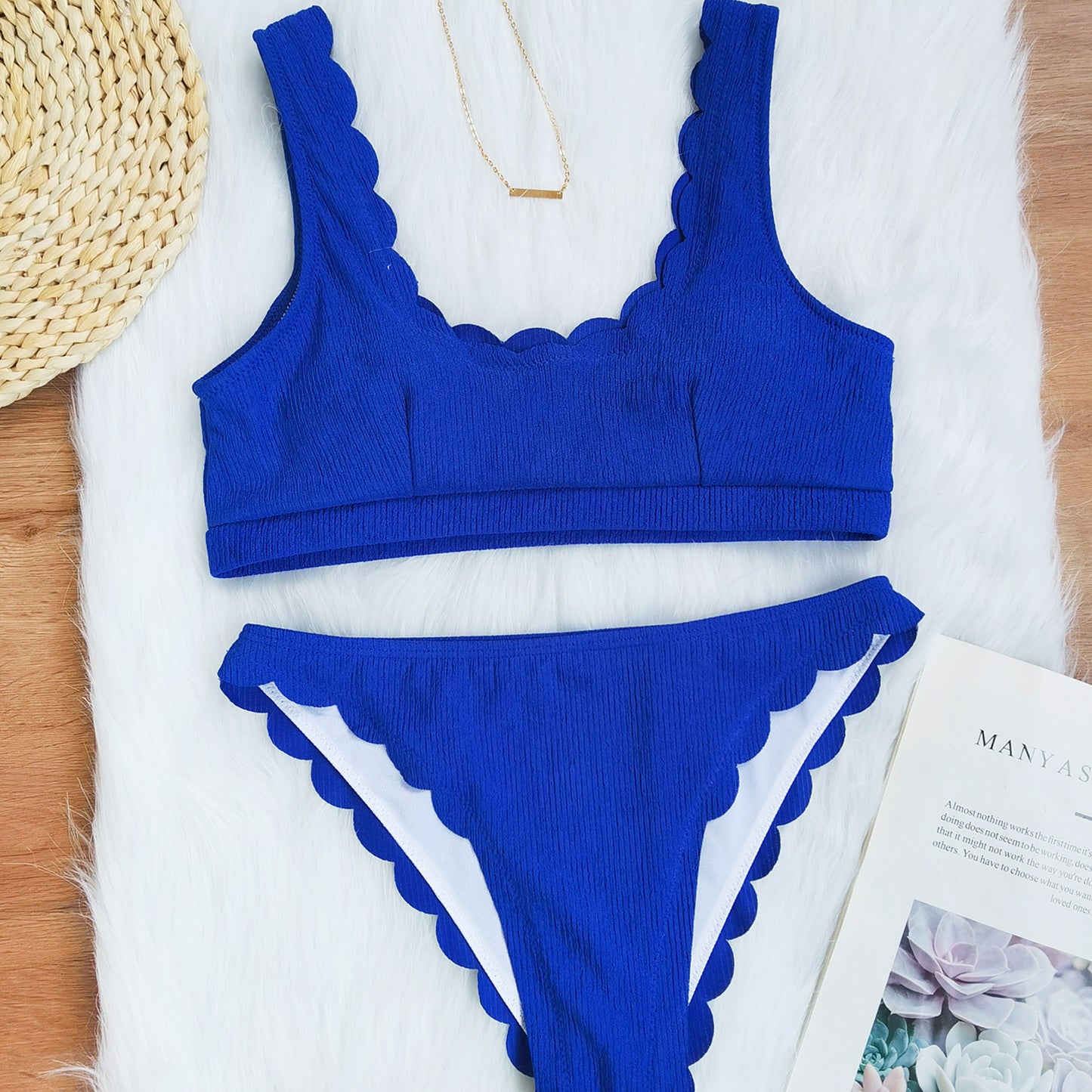 Cut flower split swimsuit bikini