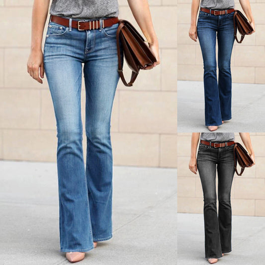 Jeans blu lavati a vita media, tendenza street