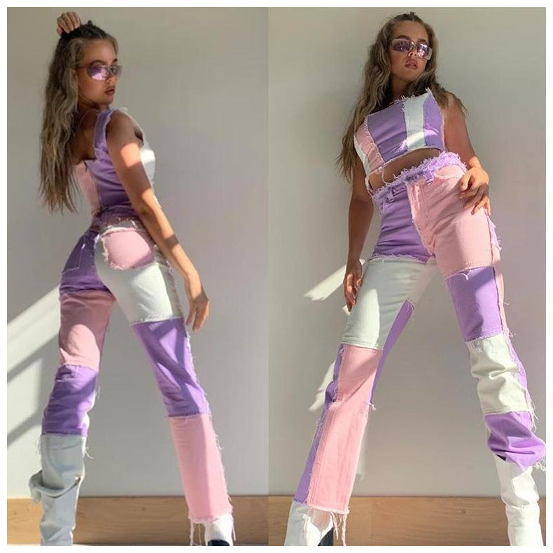 Damenjeans mit geradem Bein und hochelastischen Nähten