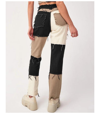Damenjeans mit geradem Bein und hochelastischen Nähten