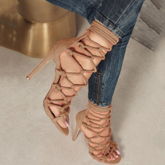 Damen Sandalen in Übergröße mit Knöchelriemen und Reißverschluss hinten und hohem Stilettoabsatz