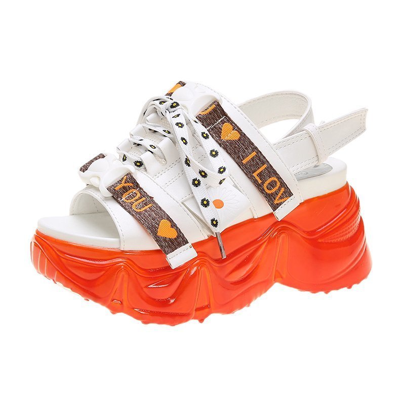 Koreanischer Biskuitkuchen mit dicken Sohlen, neue Sommer-Netz-Rot-Farbe, passende lässige Daisy-Sandalen