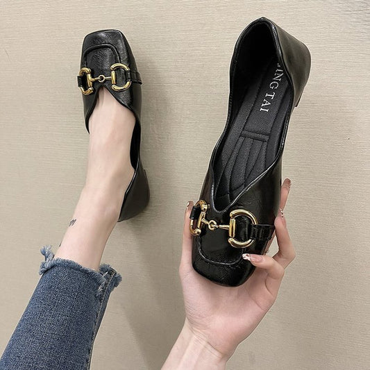 Nuove scarpe francesi in pelle piccola, scarpe da nonna retrò, scarpe con punta quadrata