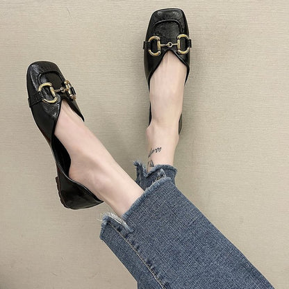 Nuove scarpe francesi in pelle piccola, scarpe da nonna retrò, scarpe con punta quadrata