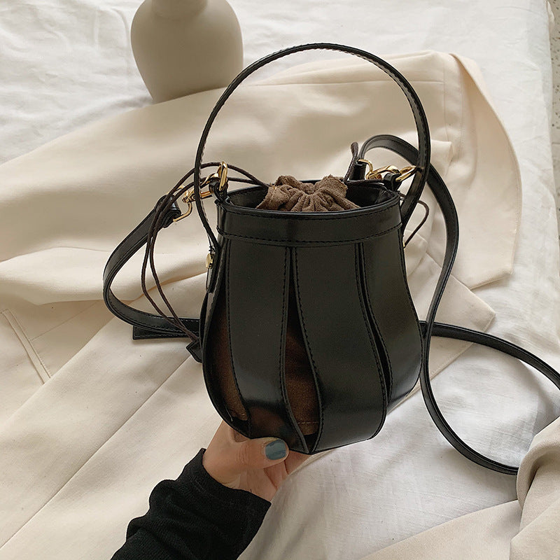 Borsa a secchiello portatile rossa a rete