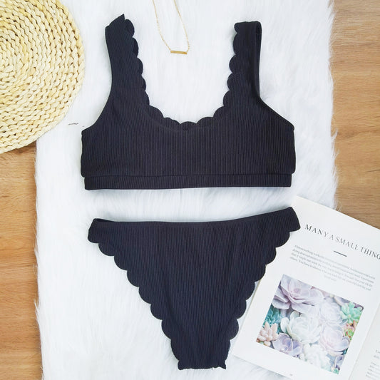 Cut flower split swimsuit bikini