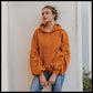 Kürbisfarbener Plissierter Pullover im Hong Kong-Stil mit Kapuze, einfarbig, lockerer Pullover