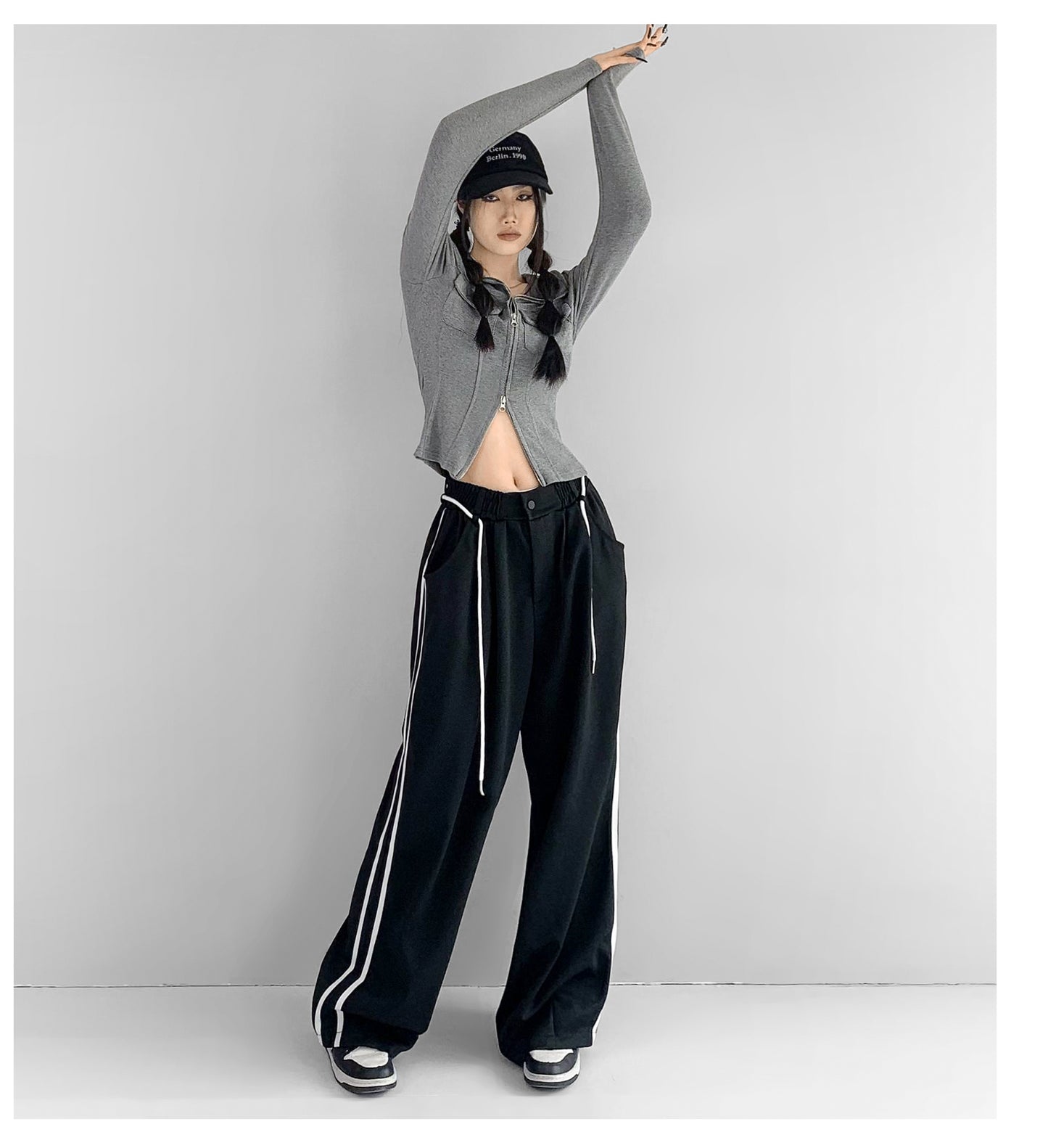 Pantaloni larghi color albicocca per donna con vita alta