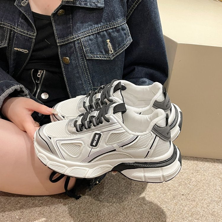 Sneaker casual da donna con piattaforma in mesh all-match