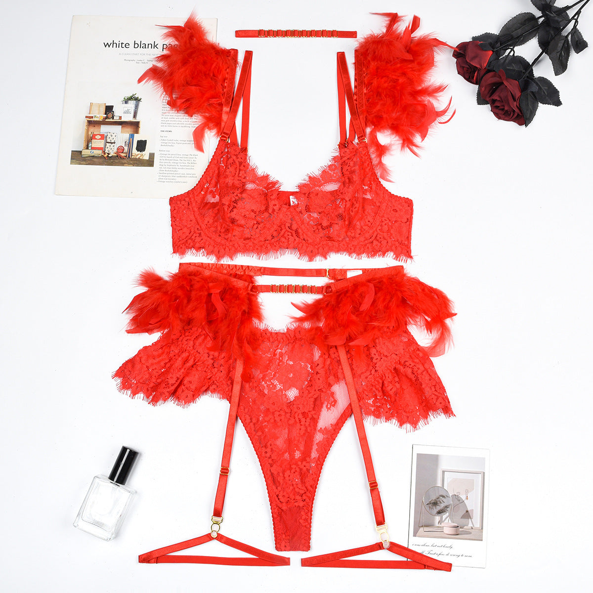 Reggiseno intimo donna in pizzo con mutandine e lingerie sexy in piuma