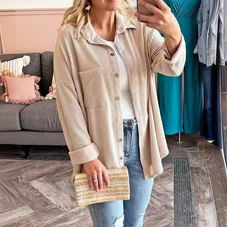 Camicia a maniche lunghe con tasca a contrasto a righe