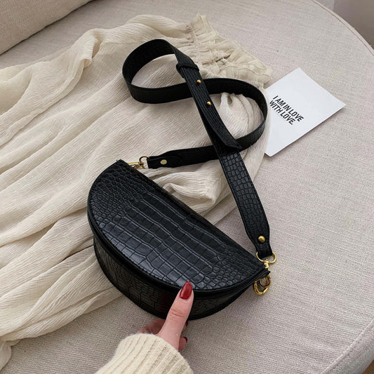 borsa da sella a mezzaluna