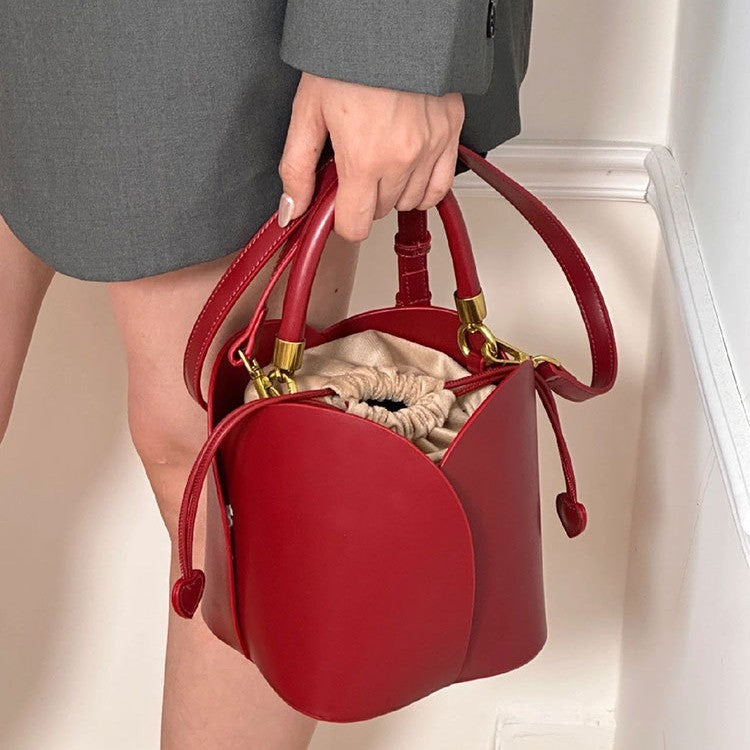 Borsa a secchiello portatile con petalo rosso da sposa popolare