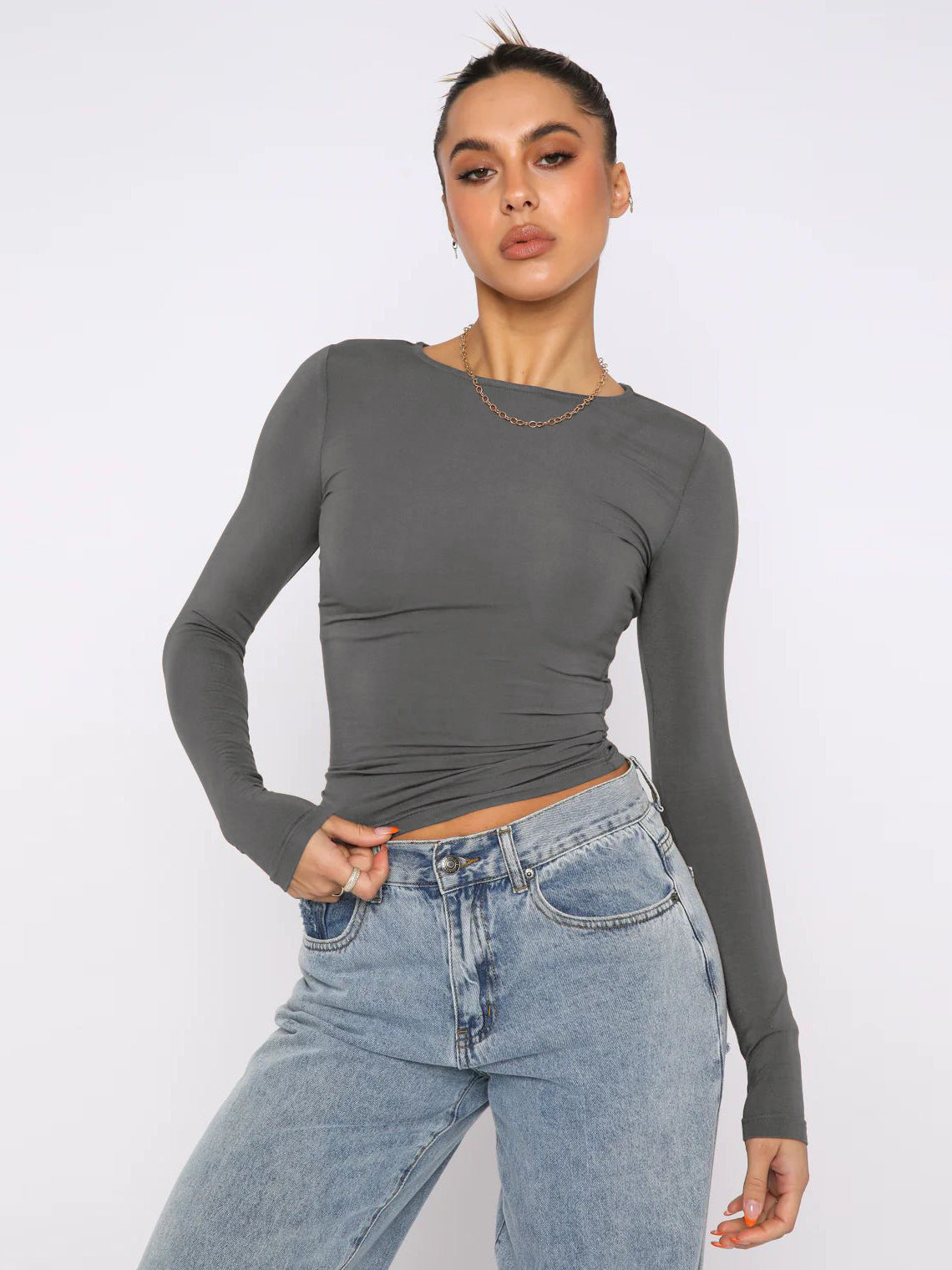 Base top a maniche lunghe alla moda slim-fit