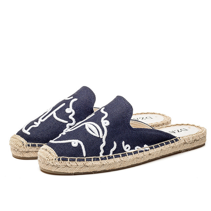 Straw flat embroidered sandals and slippers