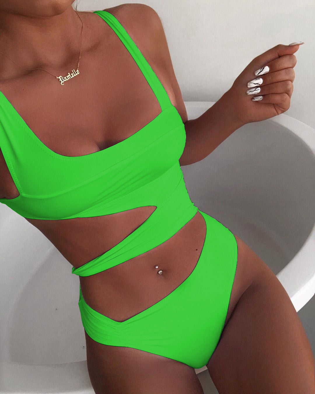 Solid Color One-piece Swimsuit Solid Color One-piece Bikini