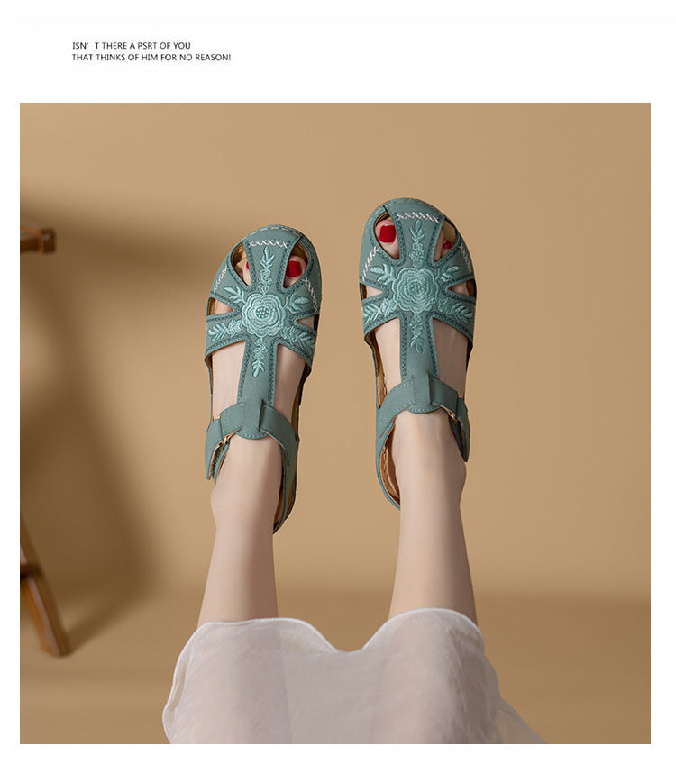 Casual Women's Sandals Stitching Non-slip Light Soft Tendon Bottom Plus Size Retro