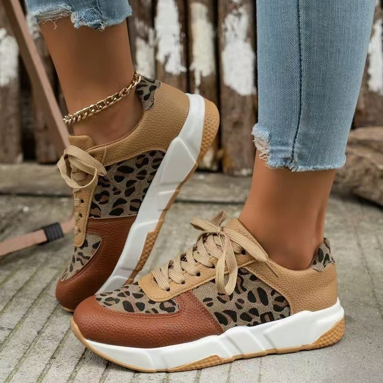 Scarpe da ginnastica casual con lacci e fondo spesso mimetico da donna