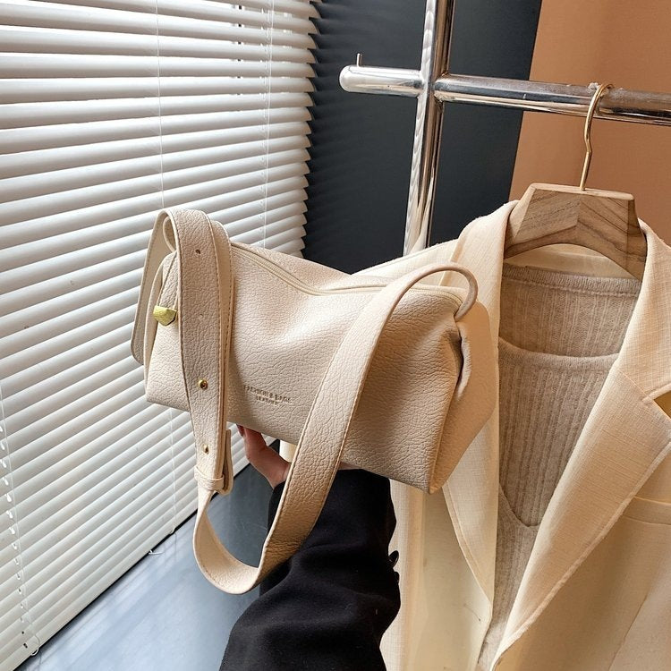 Borsa a tracolla semplice con cuscino, nuova moda primaverile