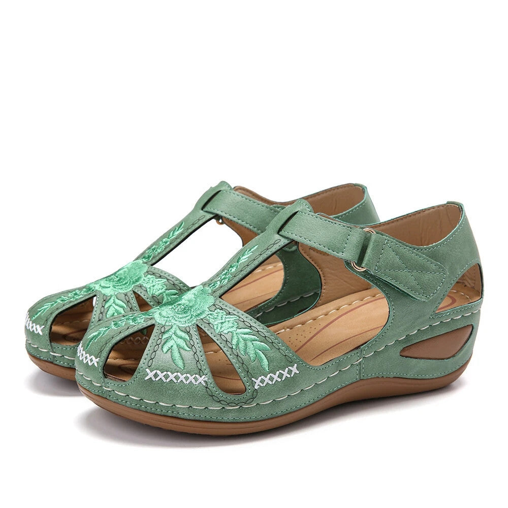 Casual Women's Sandals Stitching Non-slip Light Soft Tendon Bottom Plus Size Retro