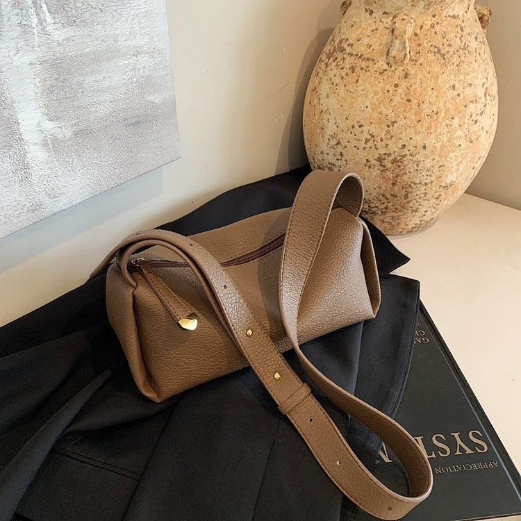 Borsa a tracolla semplice con cuscino, nuova moda primaverile