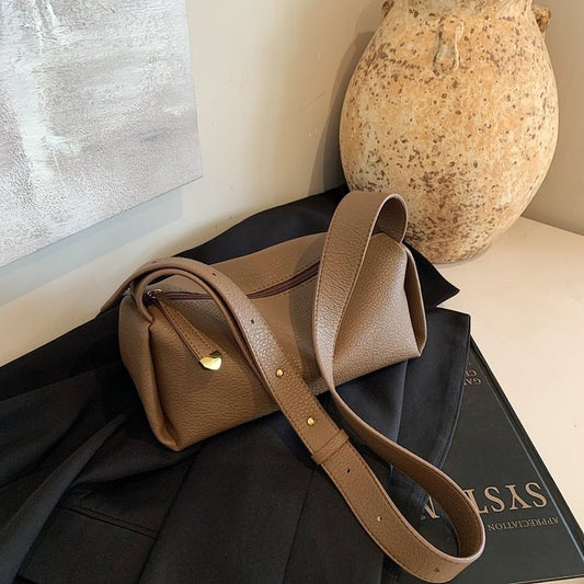 Borsa a tracolla semplice con cuscino, nuova moda primaverile