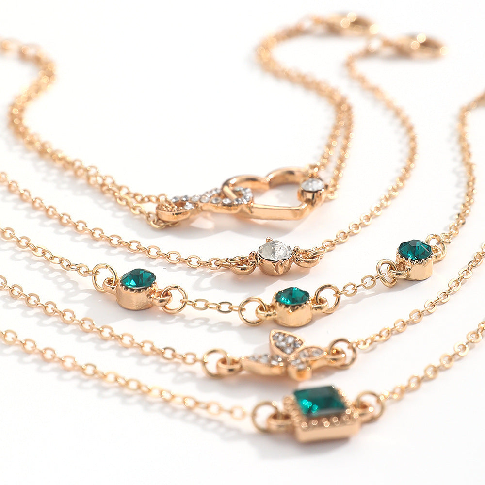 Böhmisches 5-teiliges Schmuckset mit grünen Kristallarmbändern für Damen