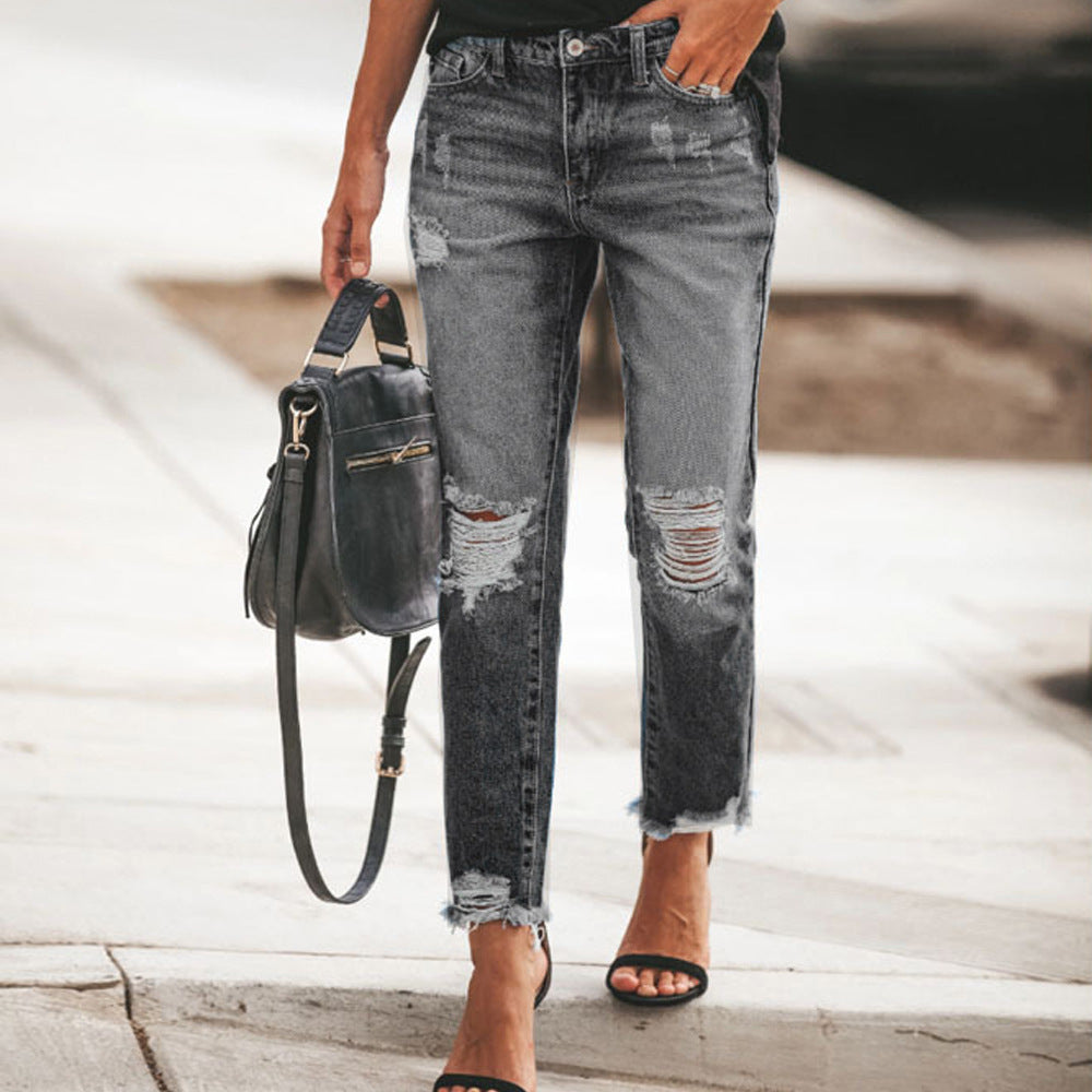 Zerrissene, nicht elastische Retro-Modejeans für Damen
