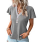T-shirt a maniche corte con scollo a V e motivo waffle